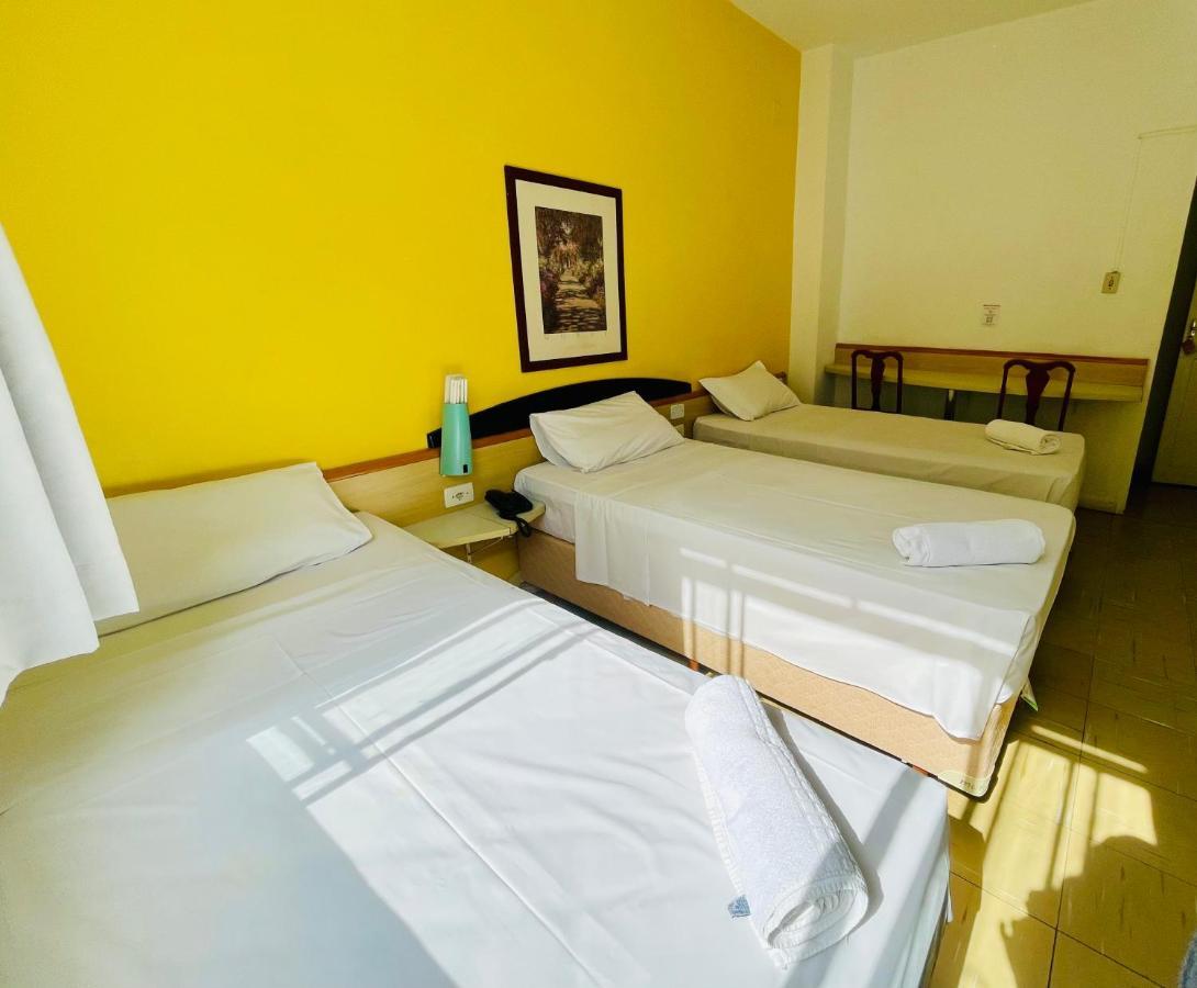 Hotel Blumenau Centro Curitiba Buitenkant foto