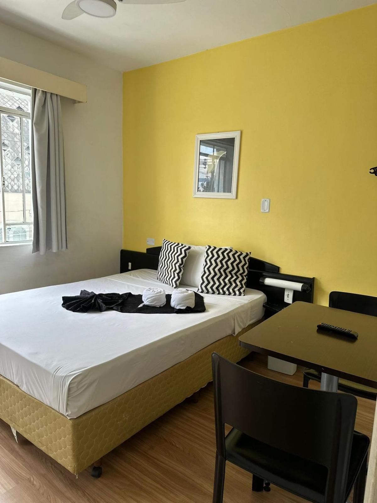 Hotel Blumenau Centro Curitiba Buitenkant foto
