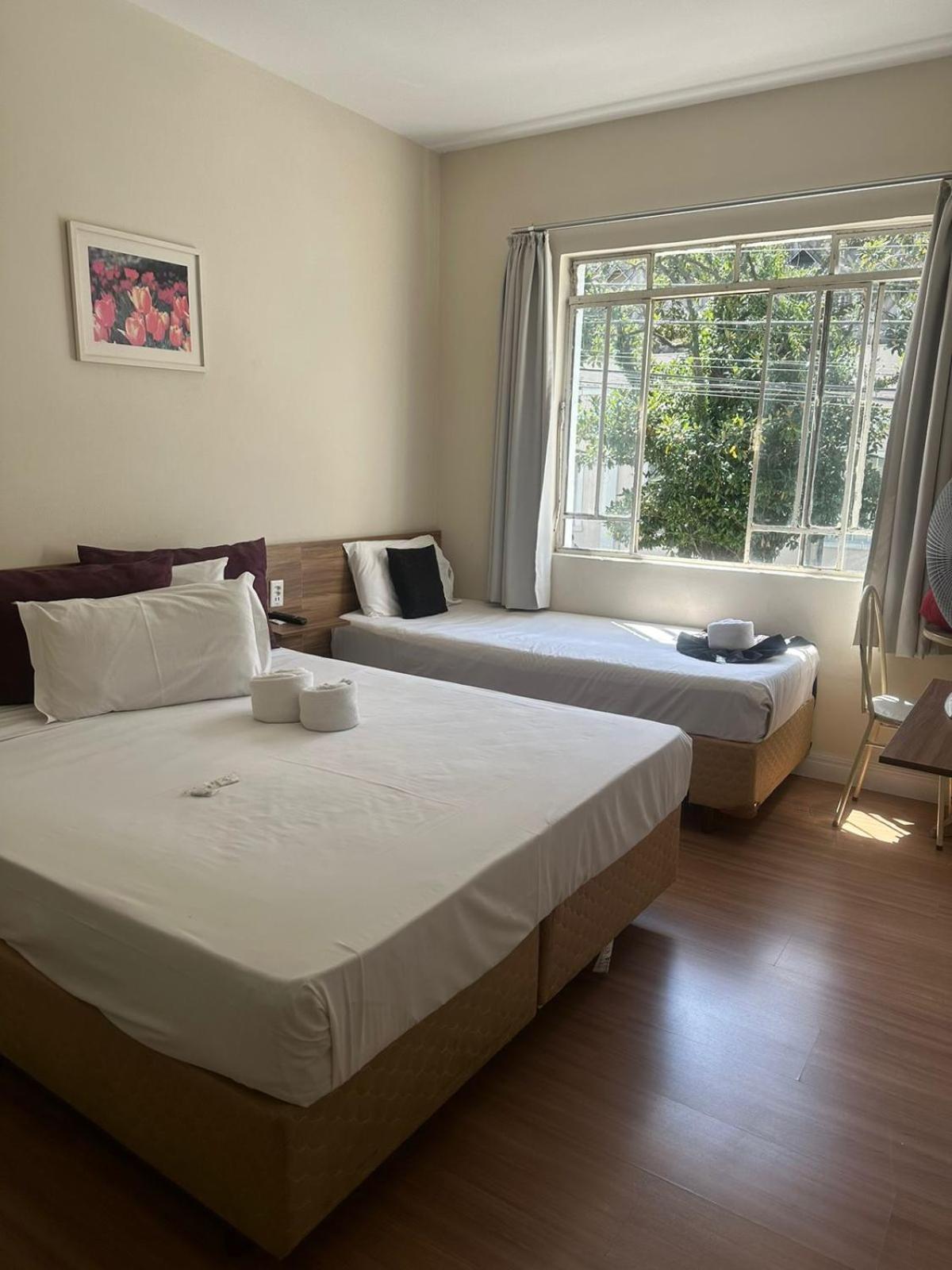 Hotel Blumenau Centro Curitiba Buitenkant foto